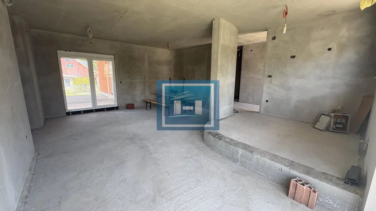 Prodaja, kuća, 170m², Budžino brdo, Jagodina