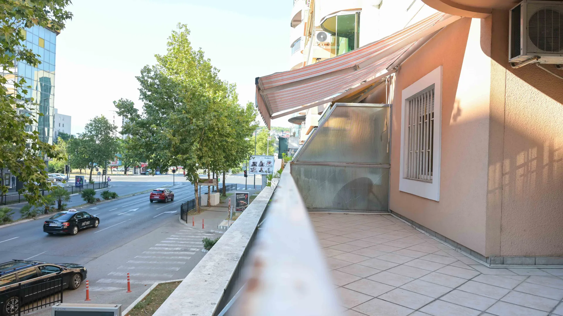 Sale, office space, 48m², Preko Morače, Podgorica