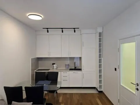 Izdavanje, stan, 48m², Gorica C, Podgorica - image 7