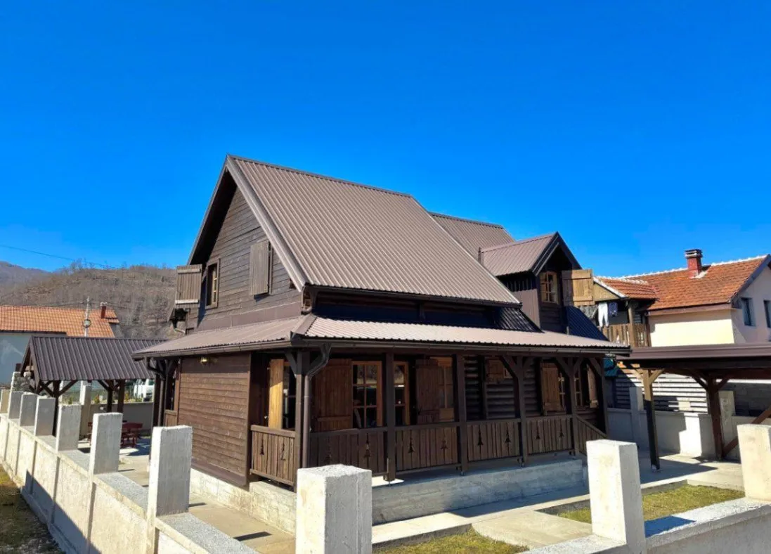 Prodaja, kuća, 122m², Centar, Kolašin
