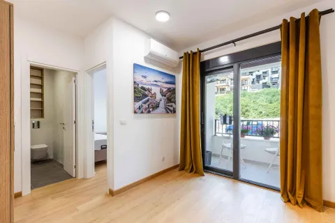 Prodaja, jednosoban stan, 44m², Bečići, Budva - image 17