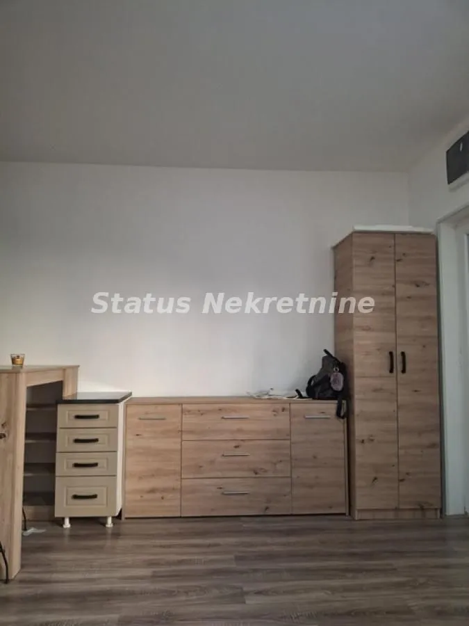 Izdavanje, garsonjera, 21m², Adice, Novi Sad Sve Podlokacije