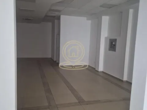 Rent, office space, 245m², Erdoglija, Kragujevac - image 2
