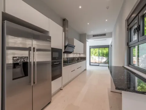 Prodaja, kuća, 558m², Đuraševići, Tivat - image 32