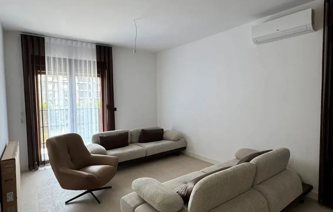 Izdavanje, stan, 53m², Krivi Most, Podgorica