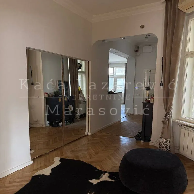 Prodaja, trosoban stan, 111m², Stari Grad, Beograd