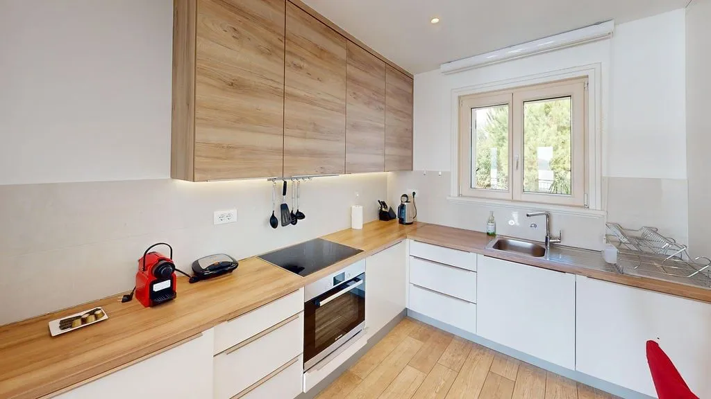 Prodaja, jednosoban stan, 55m², Tivat, Crna Gora