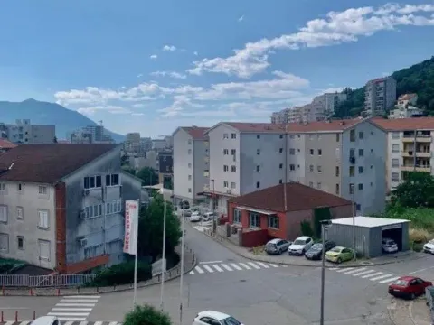 Sale, studio apartment, 31m², Golubovina, Budva - image 10