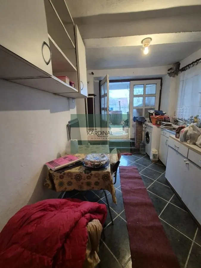 Prodaja, kuća, 280m², Majur, Jagodina