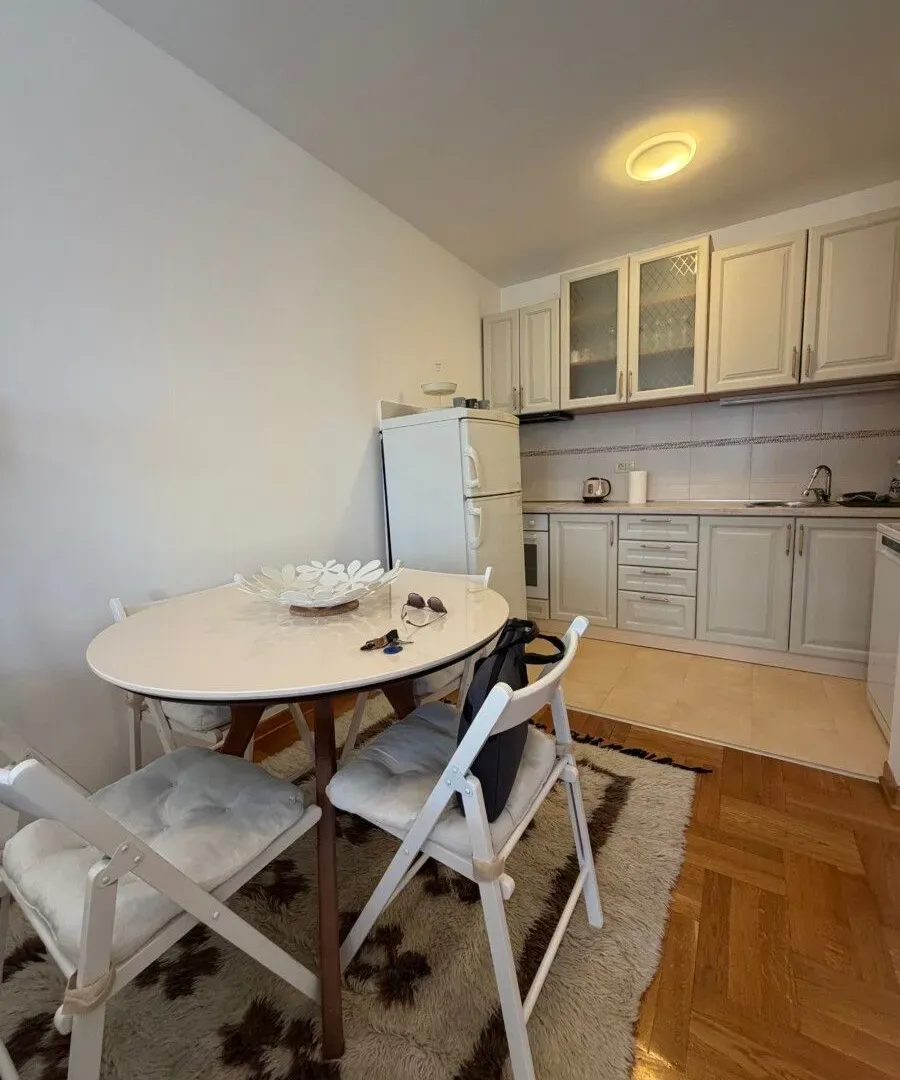 Rent, apartment, 64m², Stari Aerodrom, Podgorica