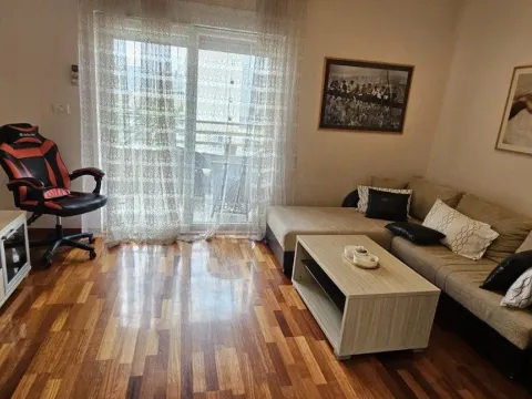 Rent, apartment, 70m², City Kvart, Podgorica