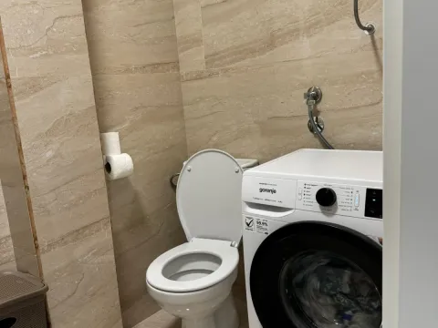 Izdavanje, garsonjera, 28m², Stoliv, Kotor - image 8