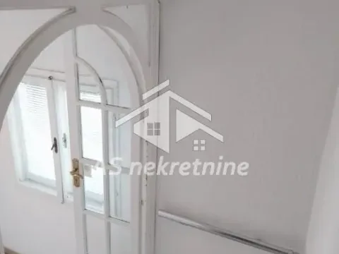 Rent, house, 260m², Neimar, Vračar Sve Podlokacije - image 38