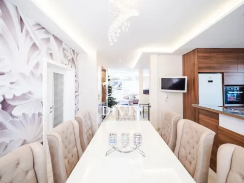 Sale, apartment, 140m², Medaković Sve Podlokacije, Beograd - image 11