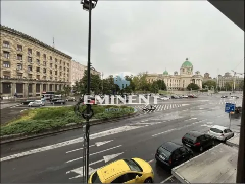 Izdavanje, trosoban stan, 72m², Stari Grad, Beograd - image 14