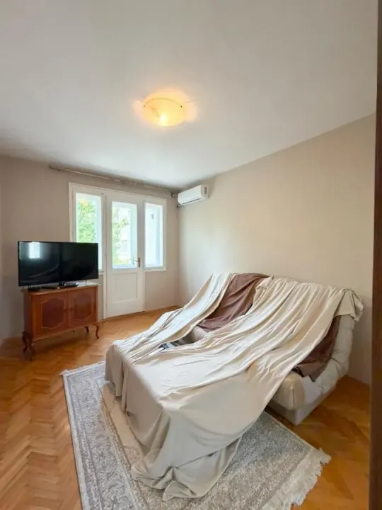 Izdavanje, garsonjera, 33m², Preko Morače, Podgorica