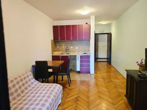 Sale, studio apartment, 29m², Babilonija, Budva - image 2