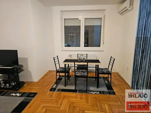 Izdavanje, dvosoban stan, 68m², Grbavica, Novi Sad Sve Podlokacije - image 4