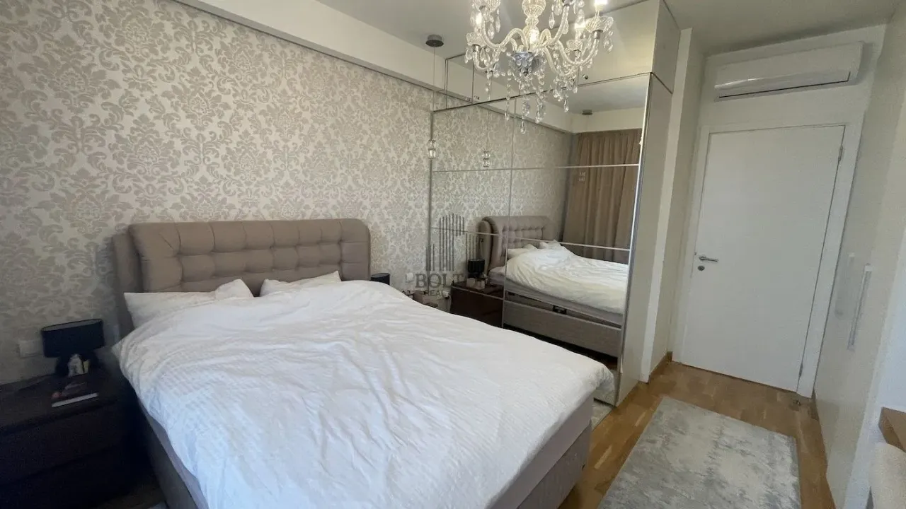 Izdavanje, dvosoban stan, 55m², Savski Venac, Beograd