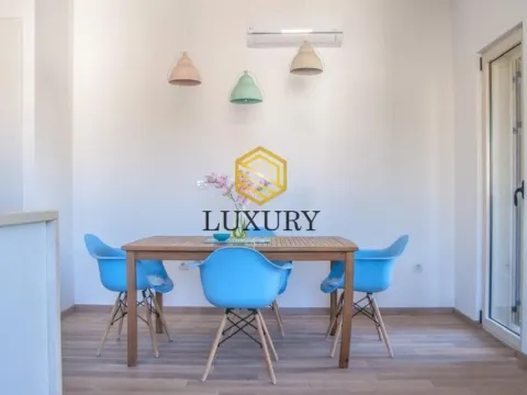 Izdavanje, jednosoban stan, 50m², Centar, Tivat - image 6