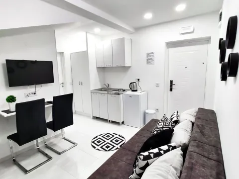 Prodaja, kuća, 800m², Herceg Novi, Crna Gora - image 2