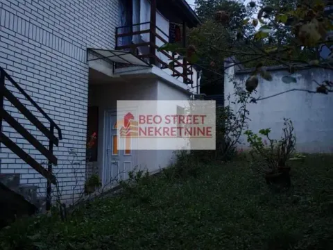 Sale, house, 218m², Gradska Bolnica, Zvezdara Sve Podlokacije