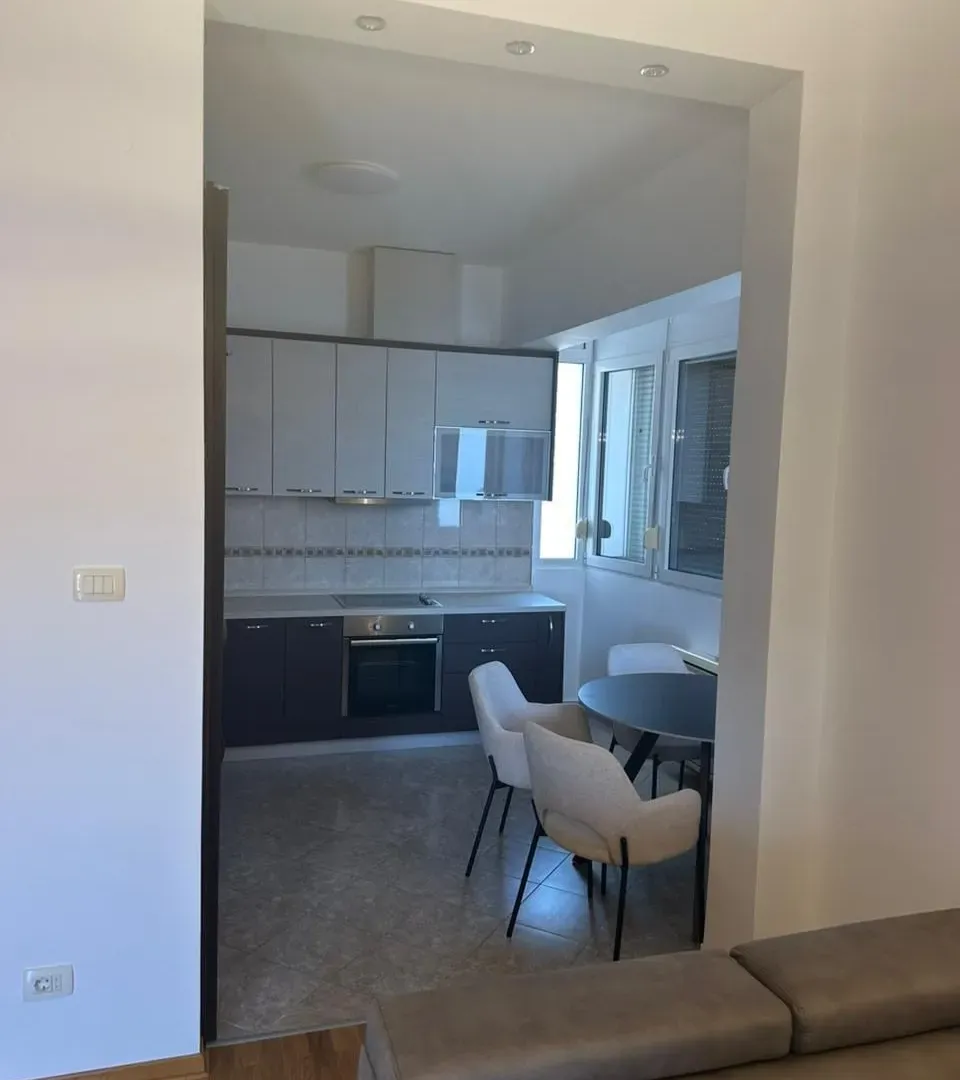 Rent, two bedroom apartment, 72m², Momišići, Podgorica