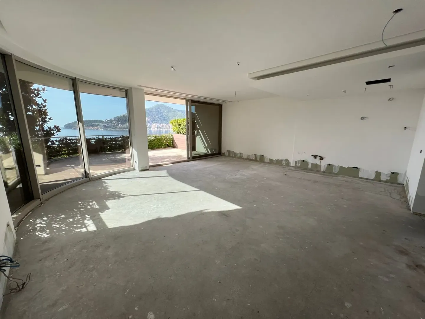 Prodaja, trosoban stan, 167m², Dukley Gardens, Budva