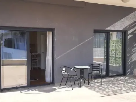 Prodaja, jednosoban stan, 92m², Centar, Bar - image 2