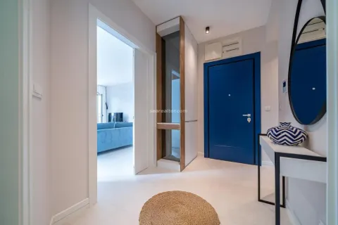Rent, two bedroom apartment, 102m², Tivat, Crna Gora - image 5