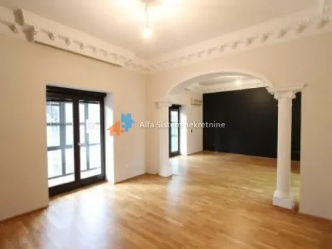 Rent, house, 550m², Autokomanda, Voždovac Sve Podlokacije - image 2