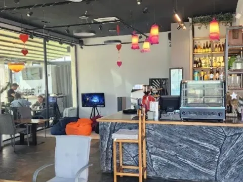 Sale, office space, 216m², Šušanj, Bar