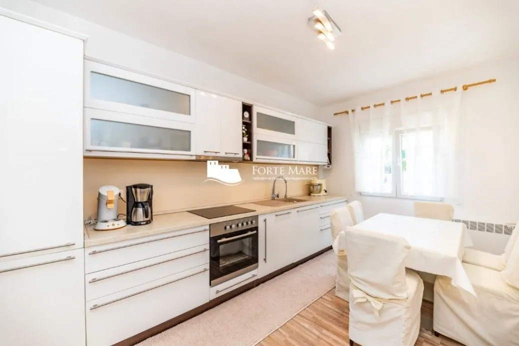 Prodaja, kuća, 309m², Kamenari, Herceg Novi