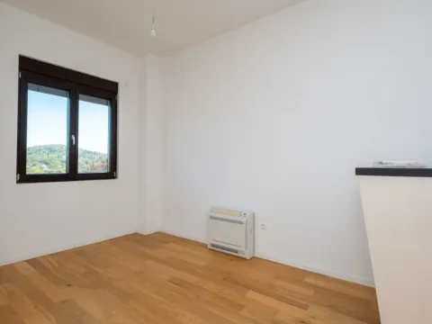 Prodaja, trosoban stan, 95m², Gornja Gorica, Podgorica - image 11