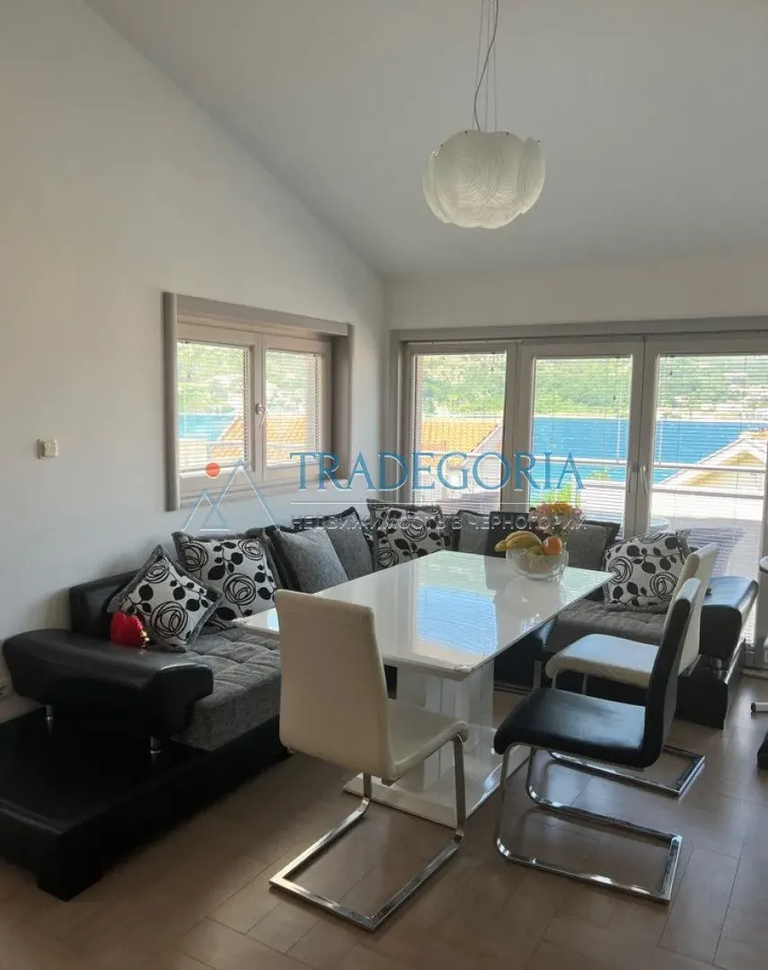 Prodaja, trosoban stan, 114m², Kotor, Crna Gora