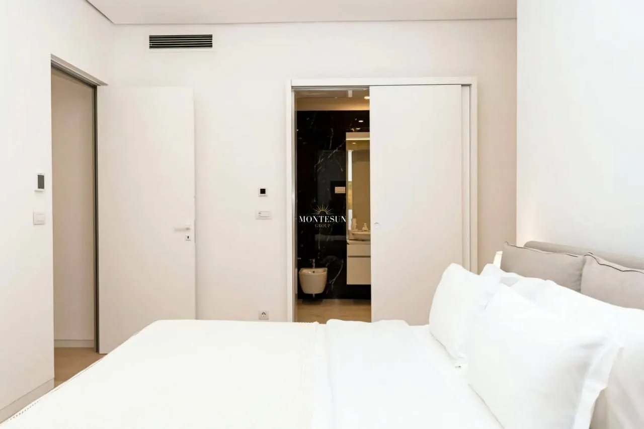 Rent, two bedroom apartment, 150m², Dukley Gardens, Budva