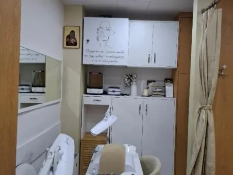 Izdavanje, poslovni prostor, 60m², Čukarica, Beograd - image 9