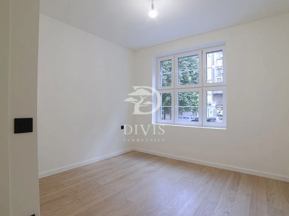 Sale, three bedroom apartment, 70m², Stari Grad, Beograd
