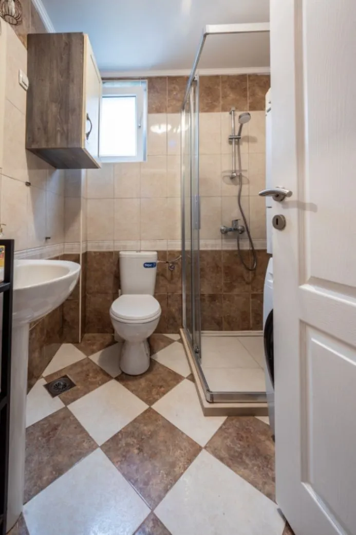 Prodaja, dvosoban stan, 70m², Gruda, Cetinje