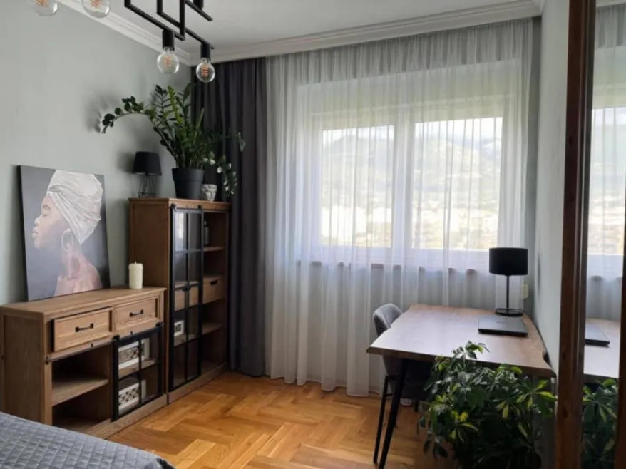 Prodaja, dvosoban stan, 107m², Centar, Bar
