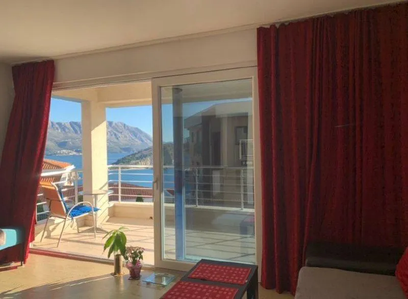 Prodaja, jednosoban stan, 64m², Komoševina, Budva