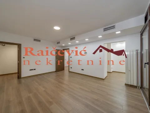 Sale, two bedroom apartment, 70m², Filmski Grad, Beograd - image 3