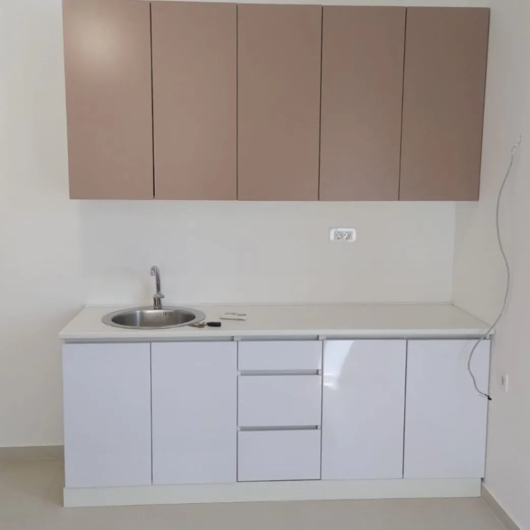 Izdavanje, jednosoban stan, 48m², City Kvart, Podgorica
