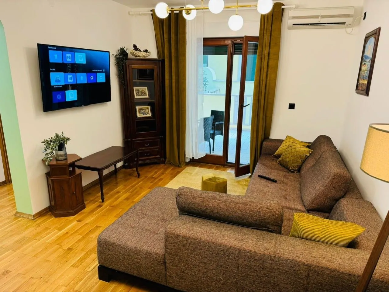 Sale, three bedroom apartment, 167m², Petrovac, Budva