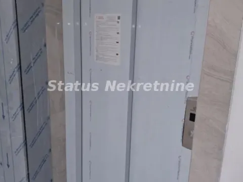 Rent, office space, 400m², Adamovićevo Naselje, Novi Sad Sve Podlokacije - image 16