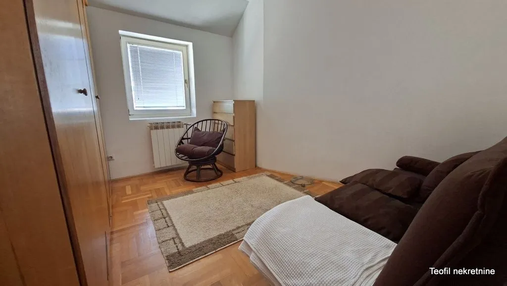 Izdavanje, garsonjera, 120m², Severni Bulevar, Zvezdara Sve Podlokacije
