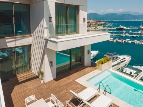 Sale, three bedroom apartment, 611m², Portonovi, Herceg Novi - image 15