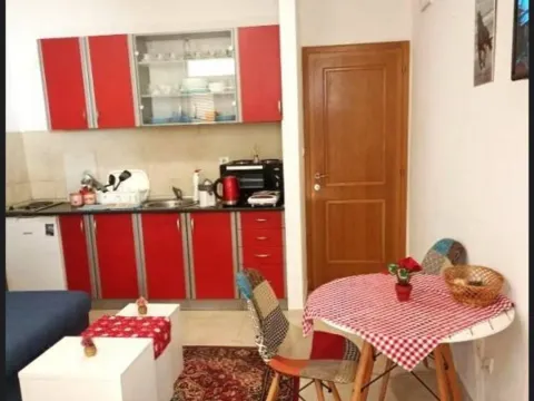 Rent, one bedroom apartment, 21m², Rozino, Budva - image 19