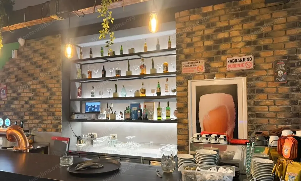 Sale, hospitality venue, 132m², Stari Aerodrom, Podgorica