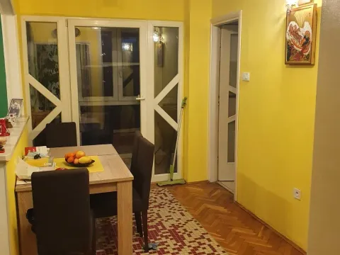 Prodaja, dvosoban stan, 70m², Centar, Cetinje - image 4